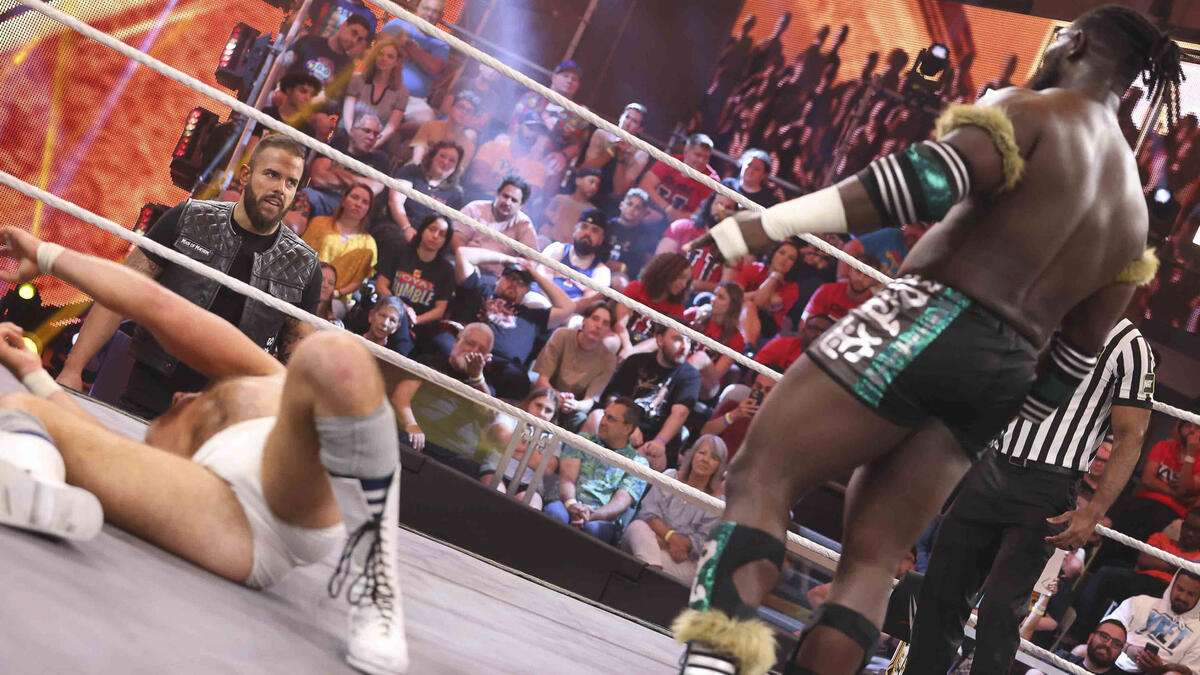 Oba Femi retiene el Título Norteamericano de NXT ante Brooks Jensen