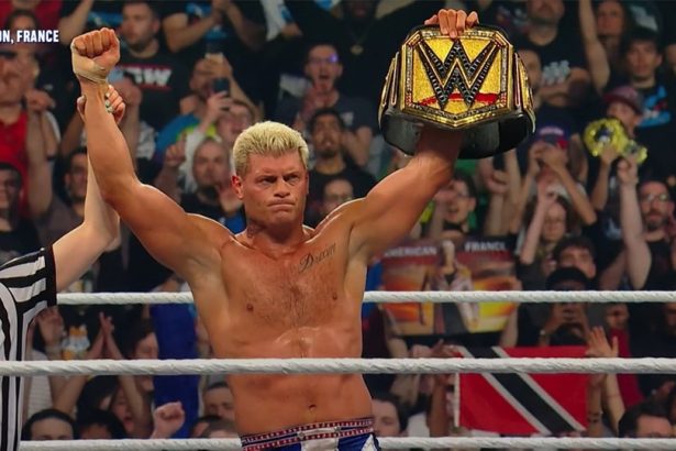 Cody Rhodes retiene