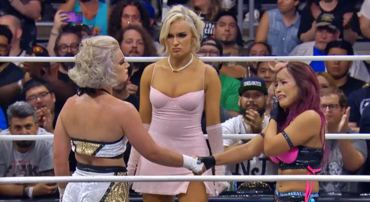 Toni Storm sigue siendo campeona y Mariah May soluciona el conflicto con Mina Shirakawa