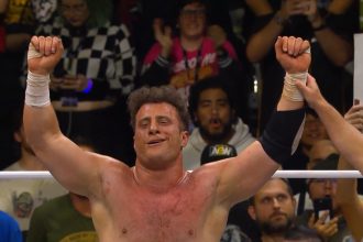 MJF se impone a Roderick Strong y genera discordia entre Adam Cole & Kyle O'Reilly