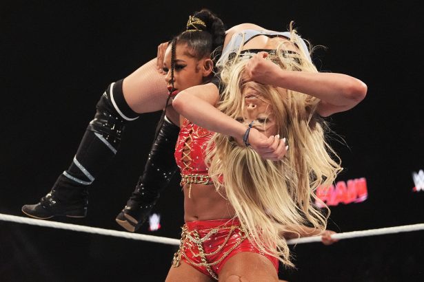 Bianca Belair Liv Morgan WWE RAW 11 11 2024