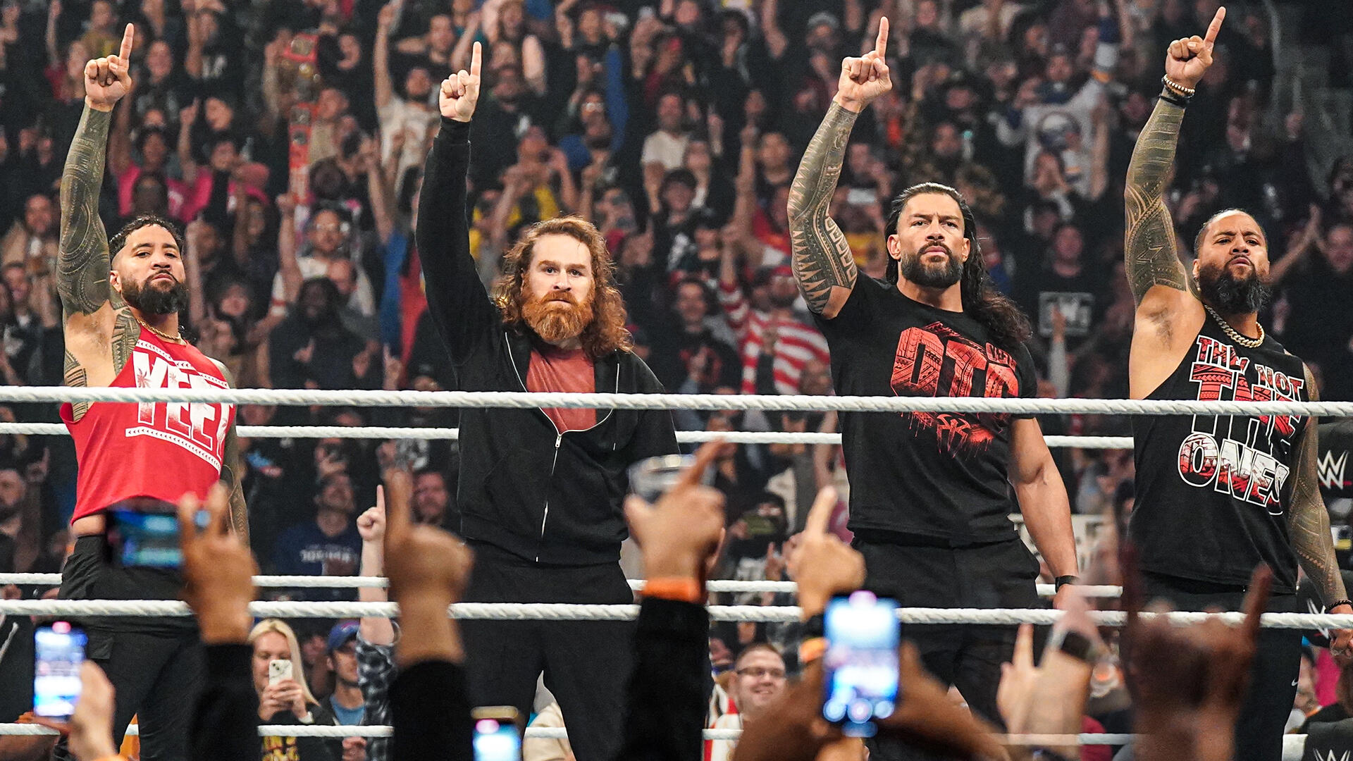 Resultados WWE SmackDown (Noviembre 8, 2024) – ¡THE OG BLOODLINE ESTÁ DE REGRESO CAMINO A WARGAMES!