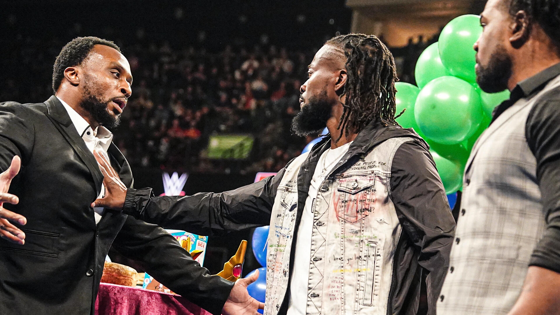 Resultados WWE RAW (Diciembre 2, 2024) – ¡THE NEW DAY LLEGA A SU FIN EN SU CELEBRACIÓN DE 10 AÑOS!