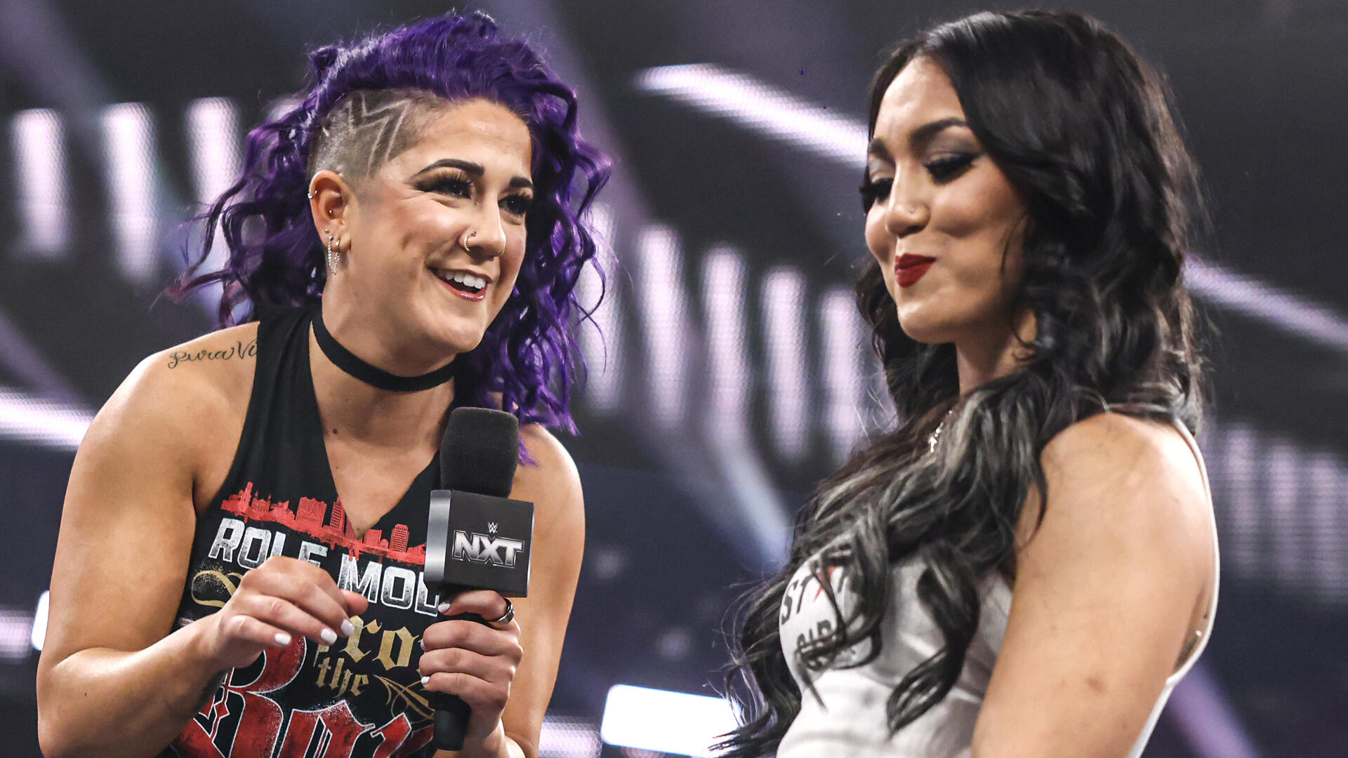 Resultados WWE NXT (Enero 14, 2025) – ¡ROXANNE PEREZ EXPLOTA CONTRA BAYLEY!