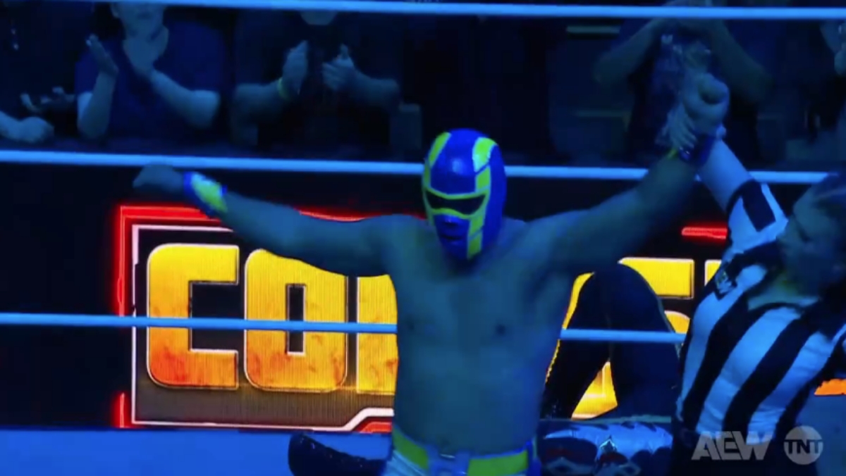 El mexicano Hologram se mantiene imbatible en AEW tras una gran contienda ante Dralístico 1 El mexicano Hologram se mantiene imbatible en AEW tras una gran contienda ante Dralístico