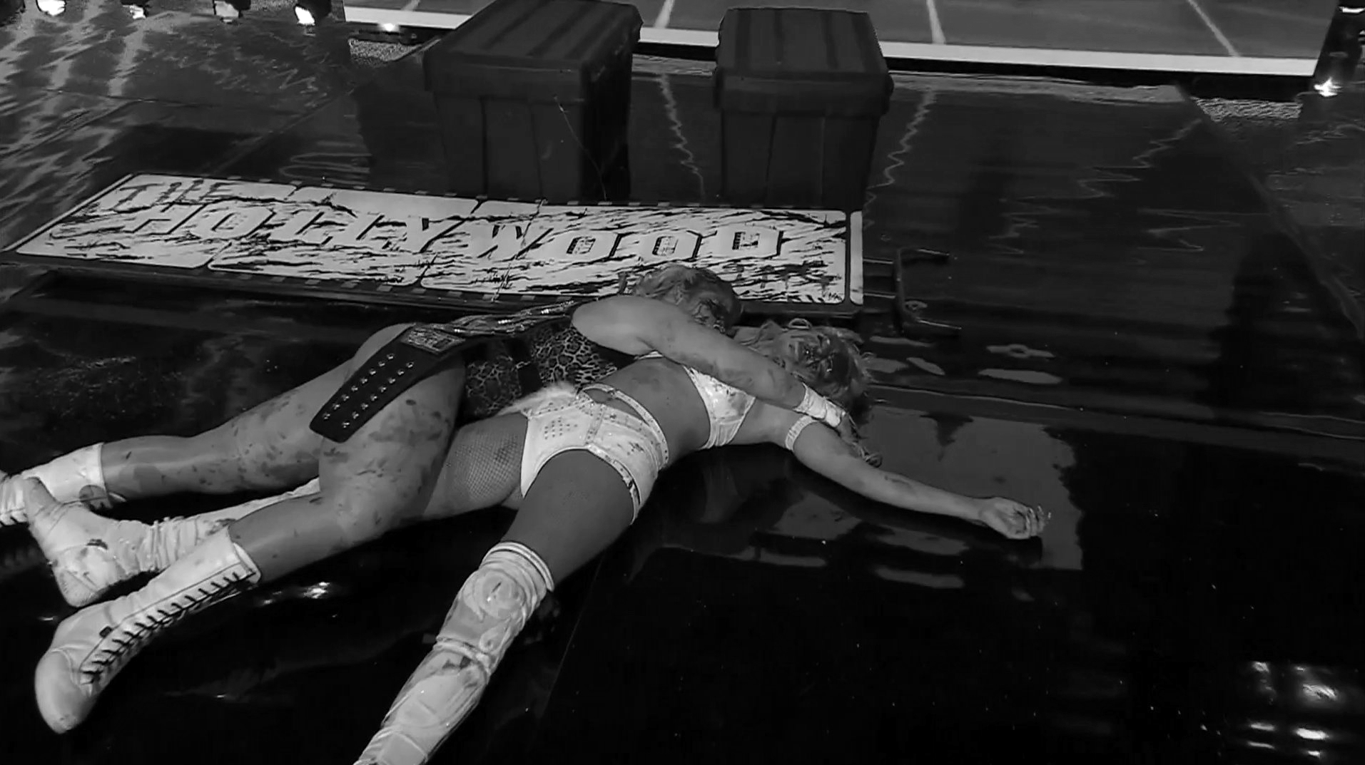 Un Final digno de Hollywood: Toni Storm derrota a Mariah May para seguir reinando como Campeona Mundial de AEW 1 Un Final digno de Hollywood: Toni Storm derrota a Mariah May para seguir reinando como Campeona Mundial de AEW